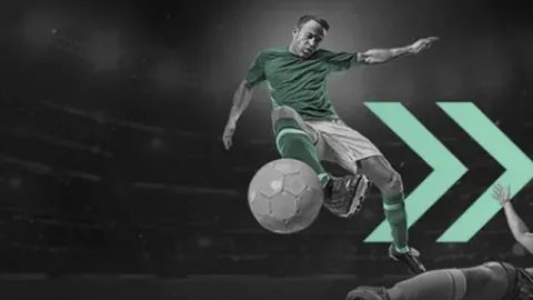 康利精准传球，爱德华兹底角三分神准无误